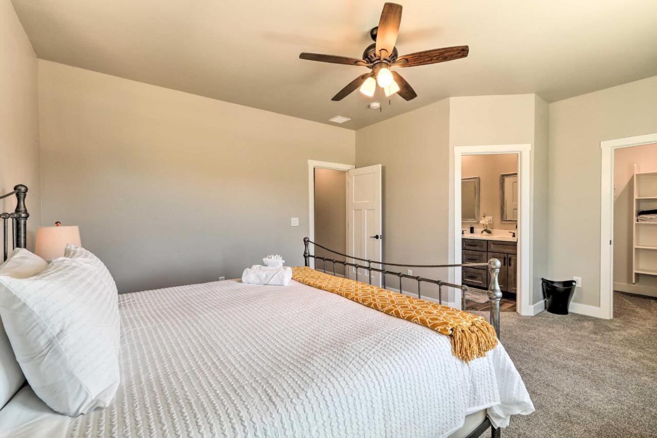 Modern Flagstaff Home, 4 Mi To Downtown! Bagian luar foto
