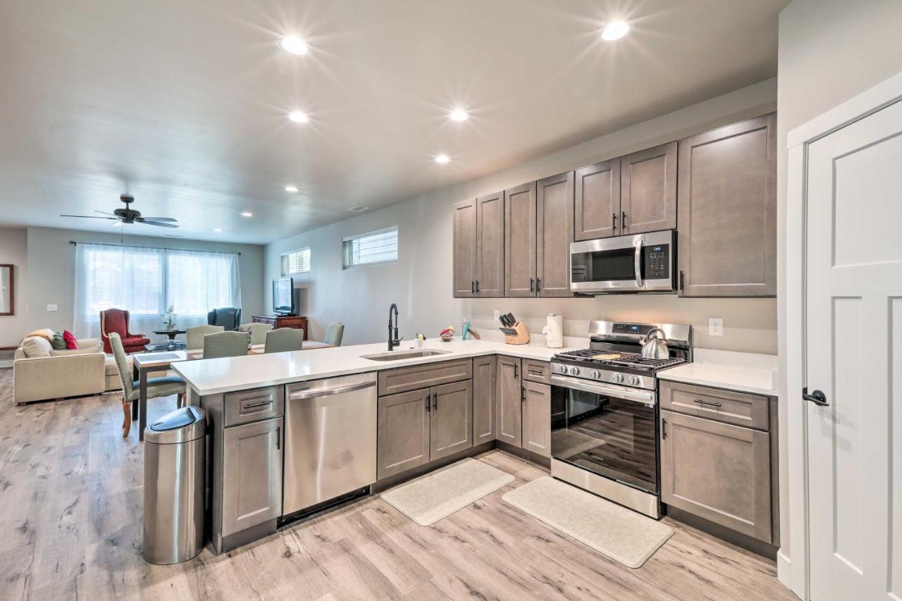 Modern Flagstaff Home, 4 Mi To Downtown! Bagian luar foto